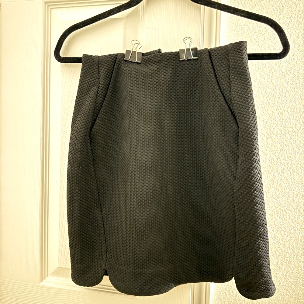 Lauren Conrad Textured Black Skirt